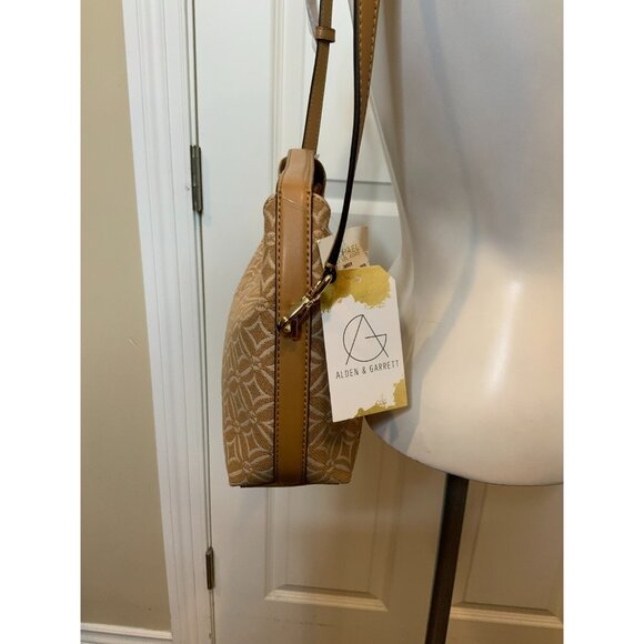 Michael Kors Tan White Logo Embroidered Ember Small Messenger Bag NWT $448 - Picture 4 of 8